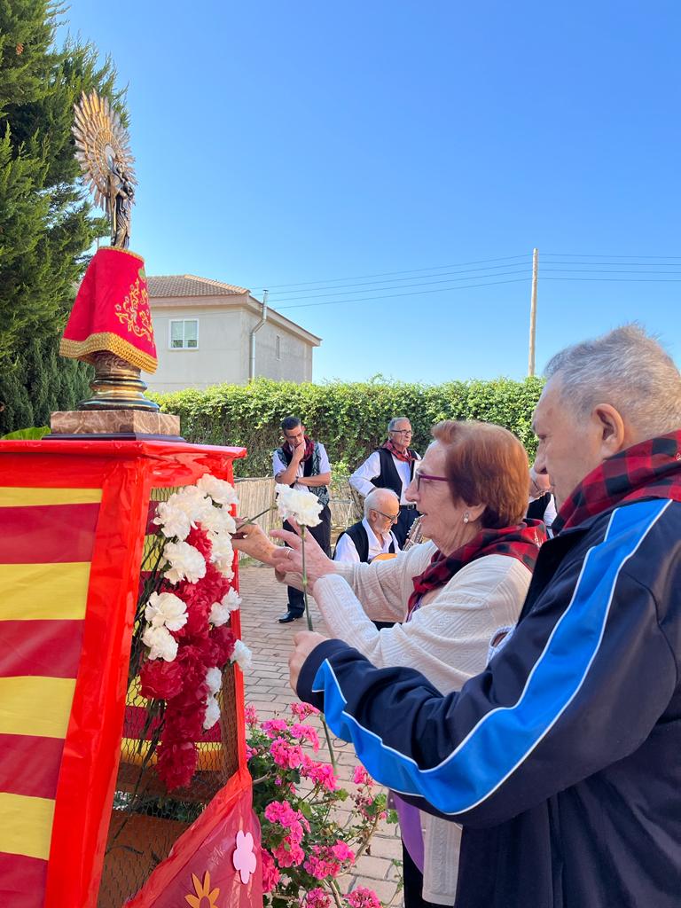 Ofrenda Del Pilar Fundacion San Mateo De Gallego